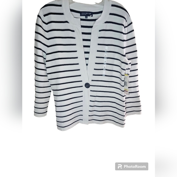 Jones New York Sweaters - Jones New York women's black/white V-neck 3/4 sleeves cardigan size M